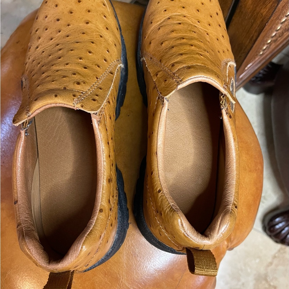 Roper Leather Ostrich Slip on Size 8 1/2. - Picture 4 of 5